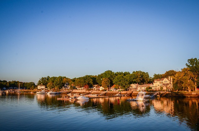 waterfront homes